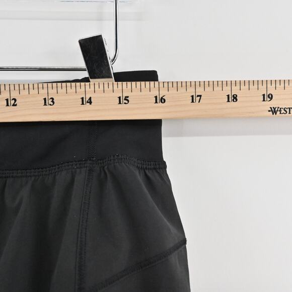 Lululemon Final Lap Skort Size 8 Black Tennis Skirt Athletic Pickleball Pull On - Picture 3 of 12